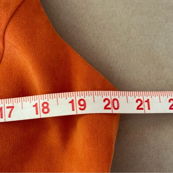 STUDIO 1. NWT. Burnt Orange Sleeveless Top only w/cross stitch details n… - Picture 8 of 9